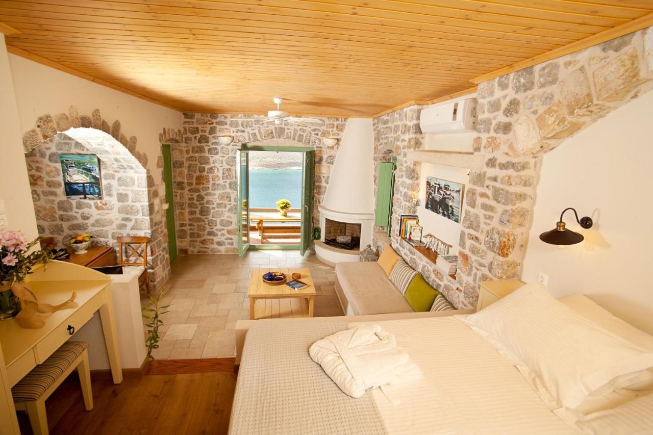 Petra Boutique Homes Arginonda Dış mekan fotoğraf
